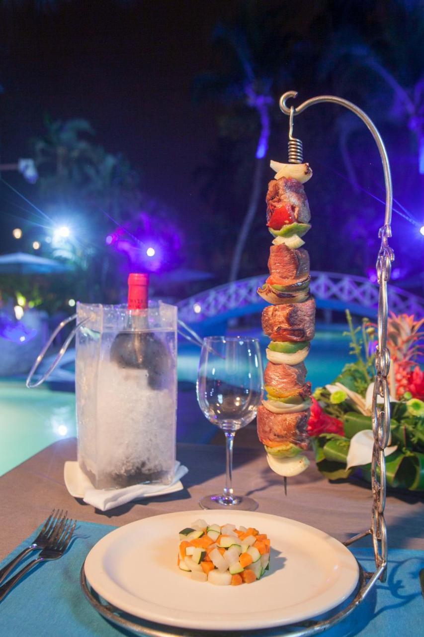Le Wafou Hotel Abidjan Exterior foto