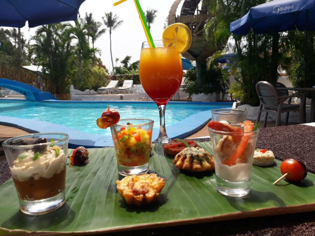 Le Wafou Hotel Abidjan Exterior foto